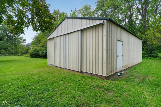 16566 Gray Road, Westfield, IN 46062