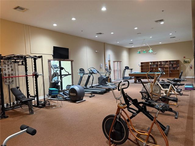2316 SW 81st Way 8, North Lauderdale, FL 33068