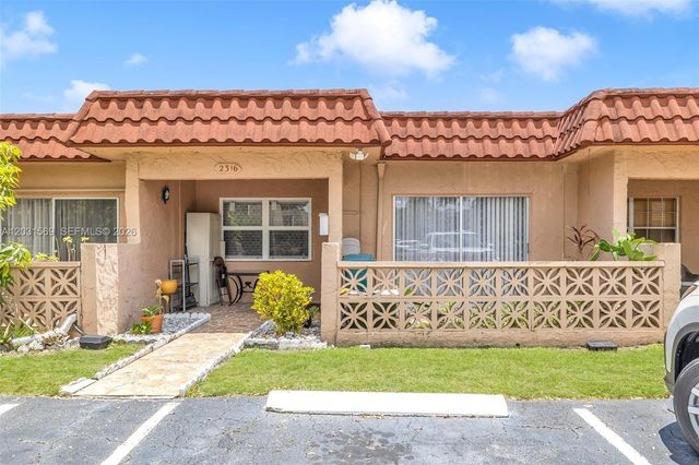 2316 SW 81st Way 8, North Lauderdale, FL 33068