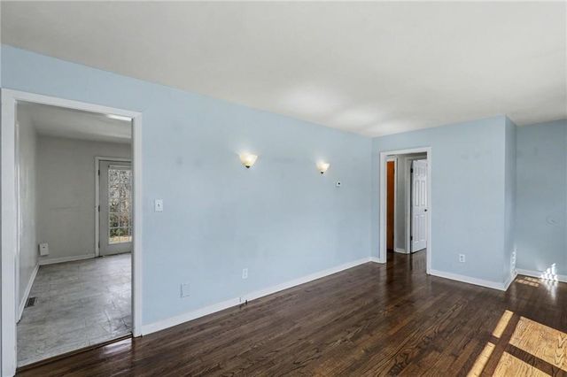 6310 E 149th Terrace, Grandview, MO 64030