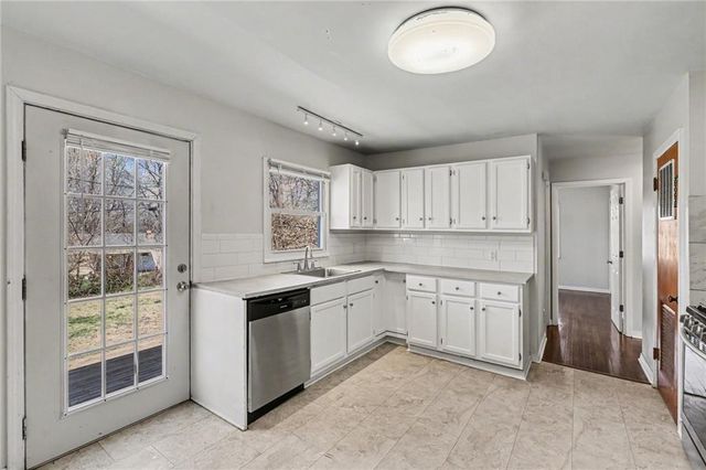 6310 E 149th Terrace, Grandview, MO 64030