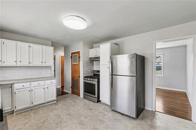 6310 E 149th Terrace, Grandview, MO 64030