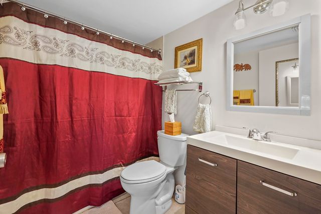 1013 Green Pine Boulevard D1, West Palm Beach, FL 33409
