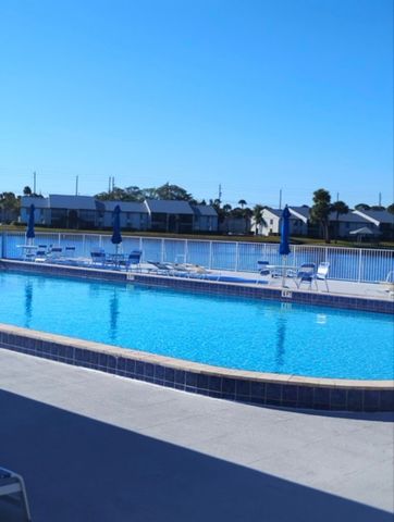 1013 Green Pine Boulevard D1, West Palm Beach, FL 33409