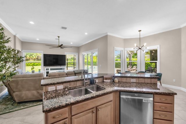 5730 NW 66th Way, Parkland, FL 33067