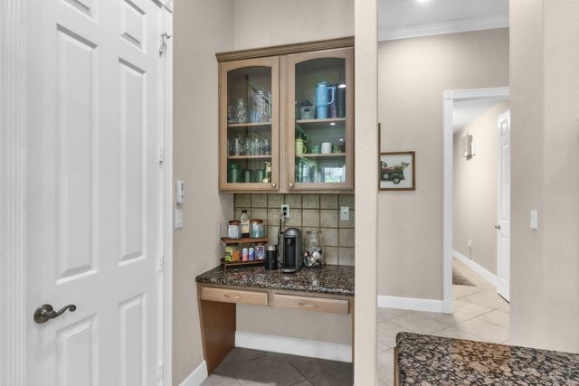 5730 NW 66th Way, Parkland, FL 33067