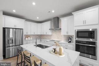 1010 CAPTAIN RICHARDS CT, Marshall, VA 20115