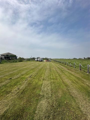 170 Jewel Drive, Crystal Beach, TX 77650