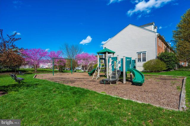 1724 DERRS SQ E, Frederick, MD 21701