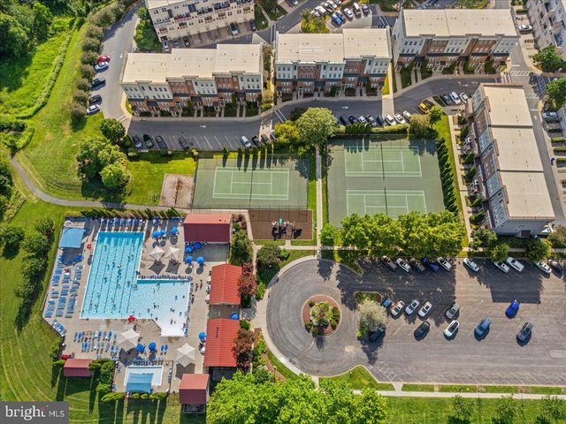 1724 DERRS SQ E, Frederick, MD 21701
