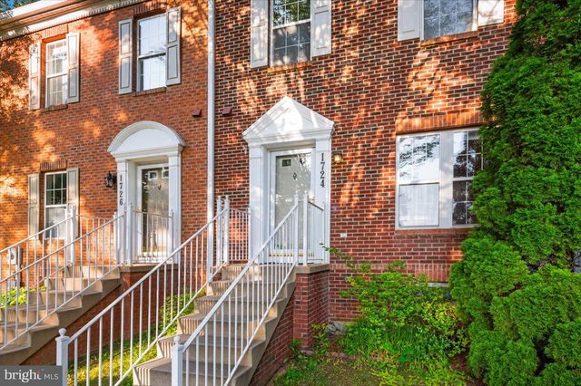 1724 DERRS SQ E, Frederick, MD 21701