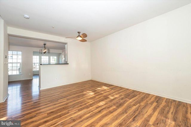 1724 DERRS SQ E, Frederick, MD 21701