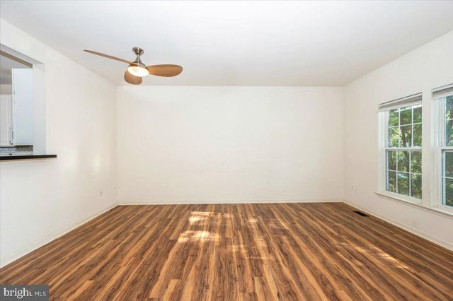 1724 DERRS SQ E, Frederick, MD 21701