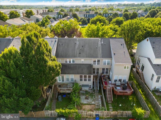 1724 DERRS SQ E, Frederick, MD 21701