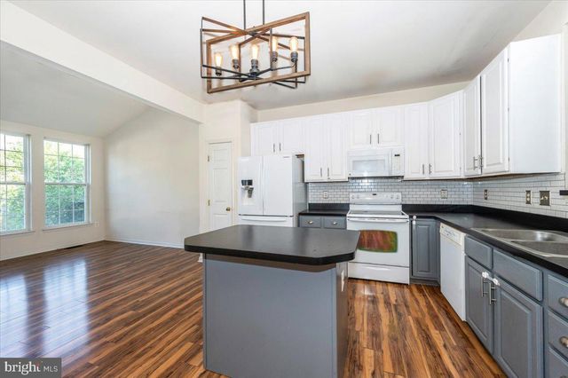 1724 DERRS SQ E, Frederick, MD 21701