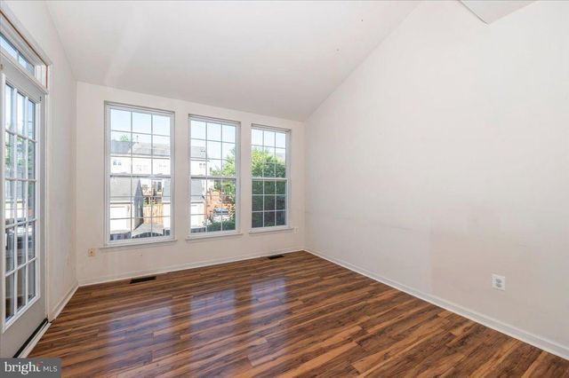 1724 DERRS SQ E, Frederick, MD 21701