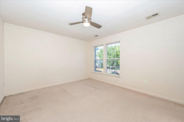 1724 DERRS SQ E, Frederick, MD 21701