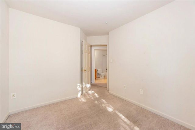 1724 DERRS SQ E, Frederick, MD 21701