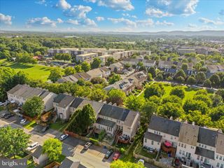 1724 DERRS SQ E, Frederick, MD 21701