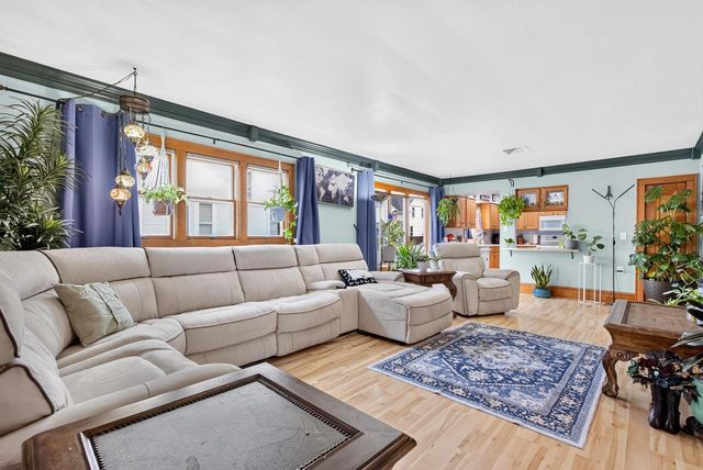 411 KNAPP STREET, Oshkosh, WI 54902