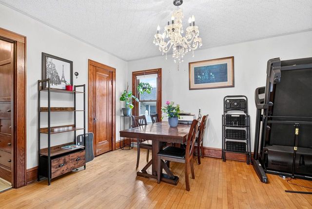 411 KNAPP STREET, Oshkosh, WI 54902