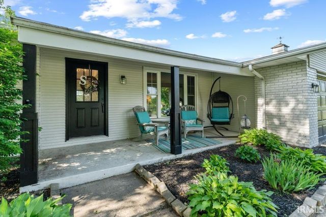 1311 Berkshire Drive, South Bend, IN 46614