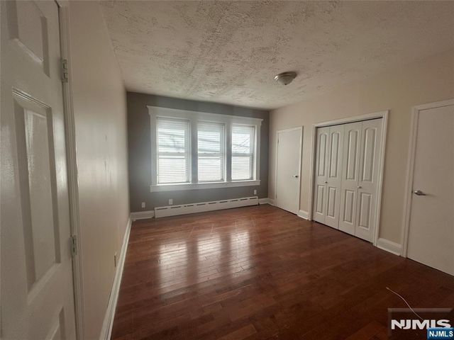 69 Miller Avenue 1L, Elmwood Park, NJ 07407