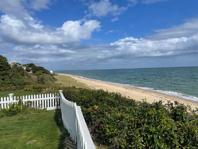 3 Hyannis Point Road 790, Mashpee, MA 02649