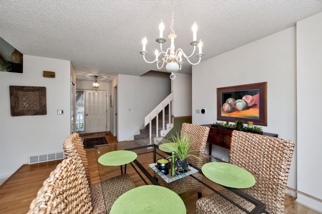 801 52nd Place, West Des Moines, IA 50265