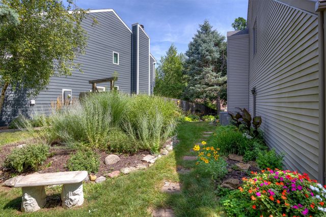 801 52nd Place, West Des Moines, IA 50265