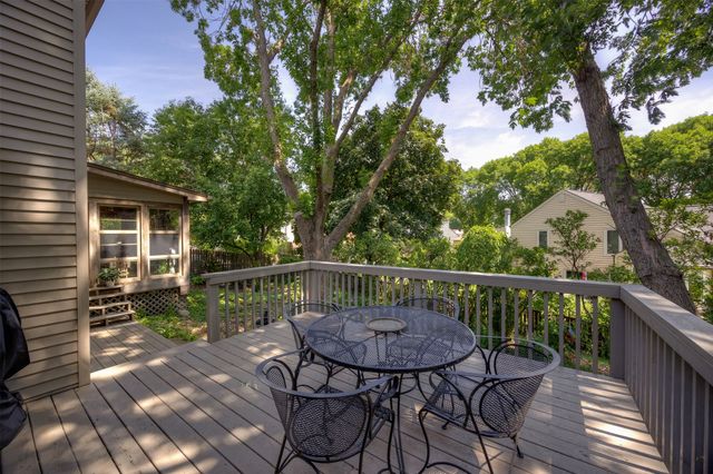 801 52nd Place, West Des Moines, IA 50265