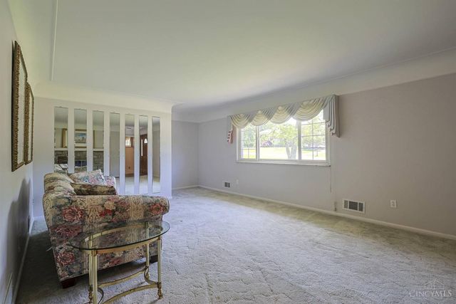 724 Pine Ridge Road, Miami Twp, OH 45150