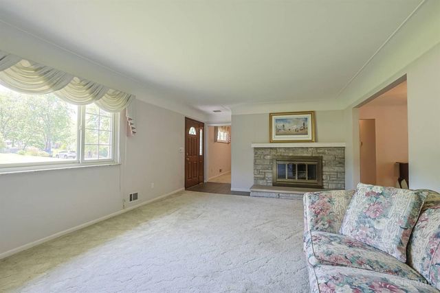 724 Pine Ridge Road, Miami Twp, OH 45150