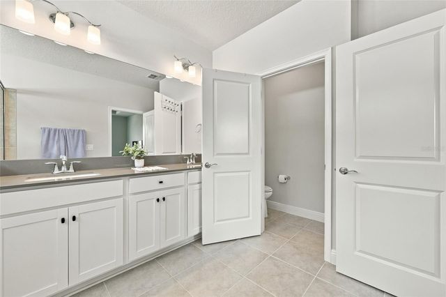 4929 CROSS PRAIRIE PARKWAY, St Cloud, FL 34772