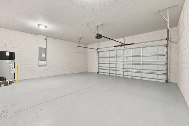 4929 CROSS PRAIRIE PARKWAY, St Cloud, FL 34772
