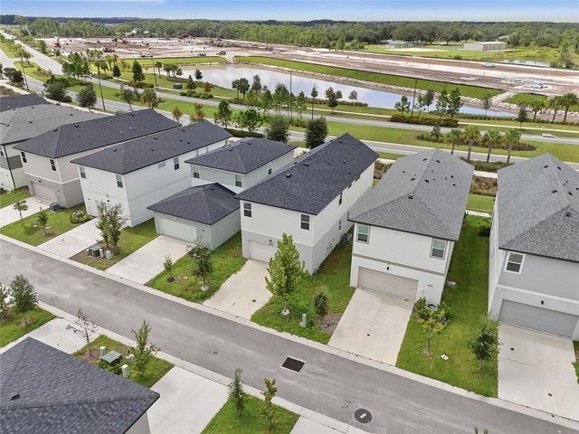 4929 CROSS PRAIRIE PARKWAY, St Cloud, FL 34772