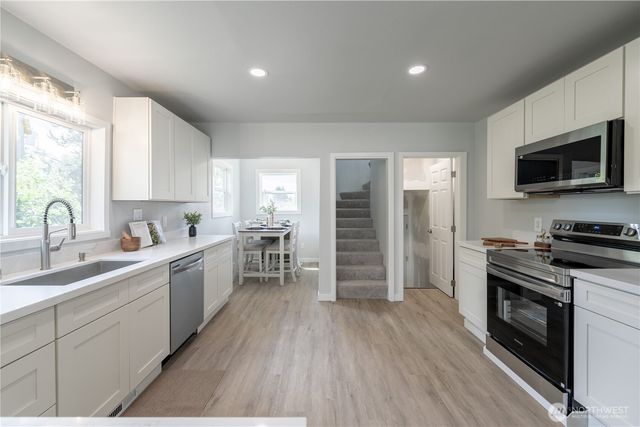1402 S 80th Street, Tacoma, WA 98408