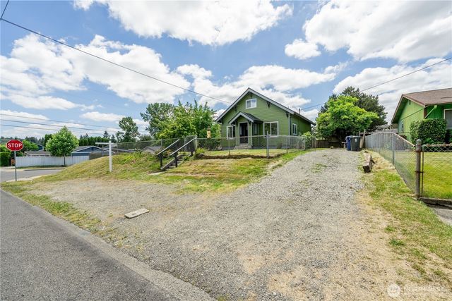 1402 S 80th Street, Tacoma, WA 98408