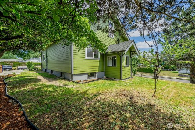 1402 S 80th Street, Tacoma, WA 98408