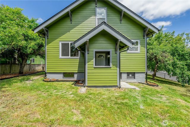 1402 S 80th Street, Tacoma, WA 98408