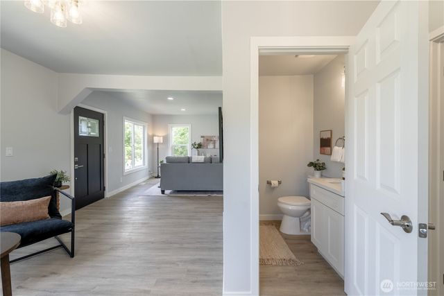 1402 S 80th Street, Tacoma, WA 98408
