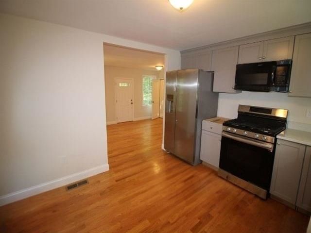 66 Goodhue Drive, Derry, NH 03038