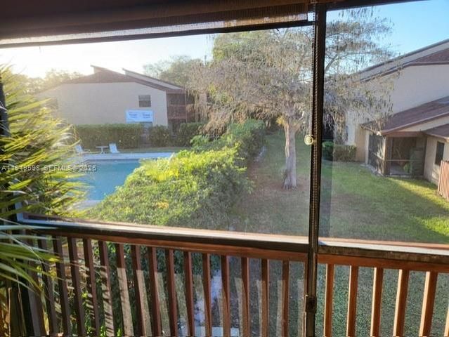 302 E Lakeview Dr E 302, Royal Palm Beach, FL 33411