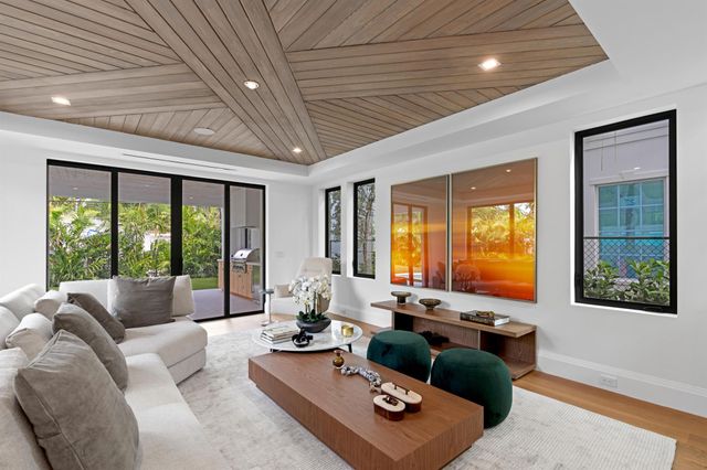 317 Greymon Drive, West Palm Beach, FL 33405