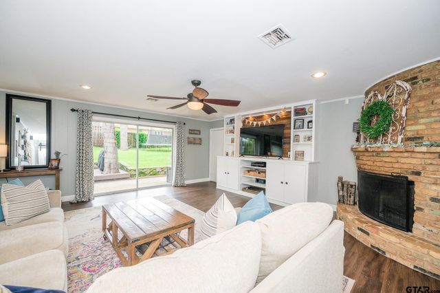 1018 Pollard Drive, Tyler, TX 75701