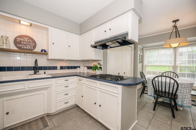 1018 Pollard Drive, Tyler, TX 75701