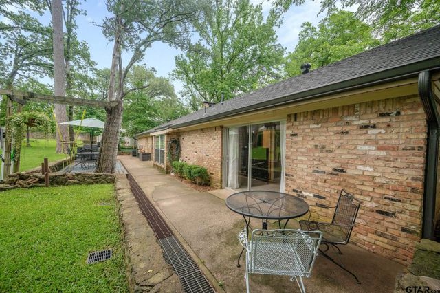 1018 Pollard Drive, Tyler, TX 75701