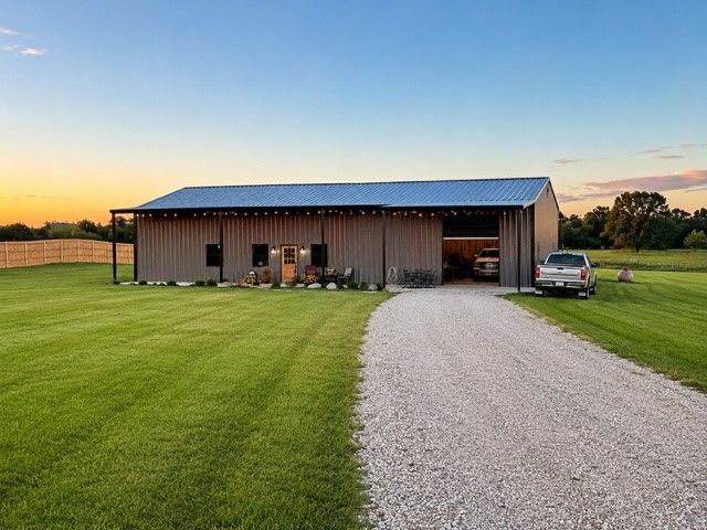 12093 County Road 152 W, Bullard, TX 75757