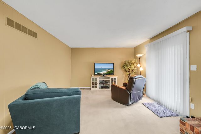 1031 CAROUSEL DRIVE, Jefferson City, MO 65101