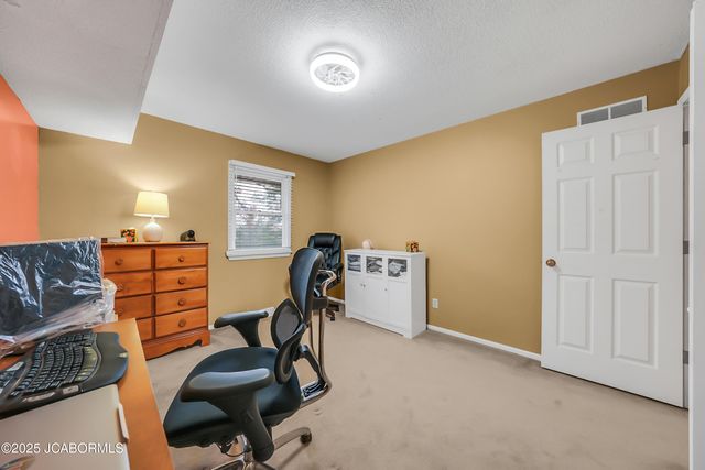 1031 CAROUSEL DRIVE, Jefferson City, MO 65101